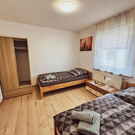 Apartament Schlafen An Der Donau Cozy,zentral 5min Legoland & Stadtmitte, Flussblick , Familyfriendly *